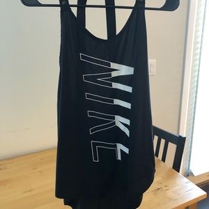 Nike workout tank top